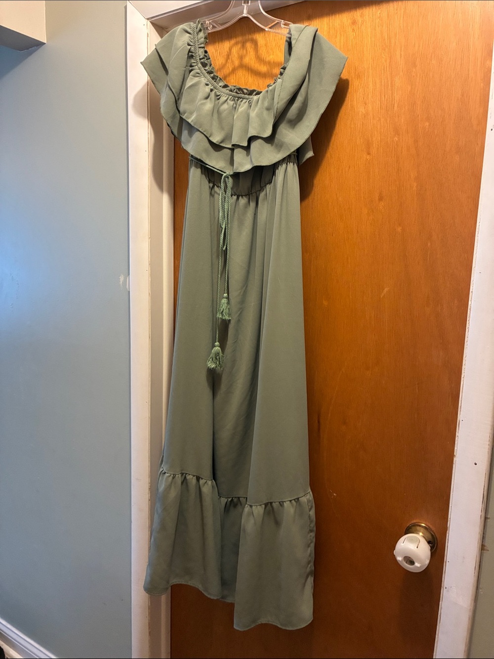 Women’s maturity Sage Green Ruffle Maxi Dress sz M